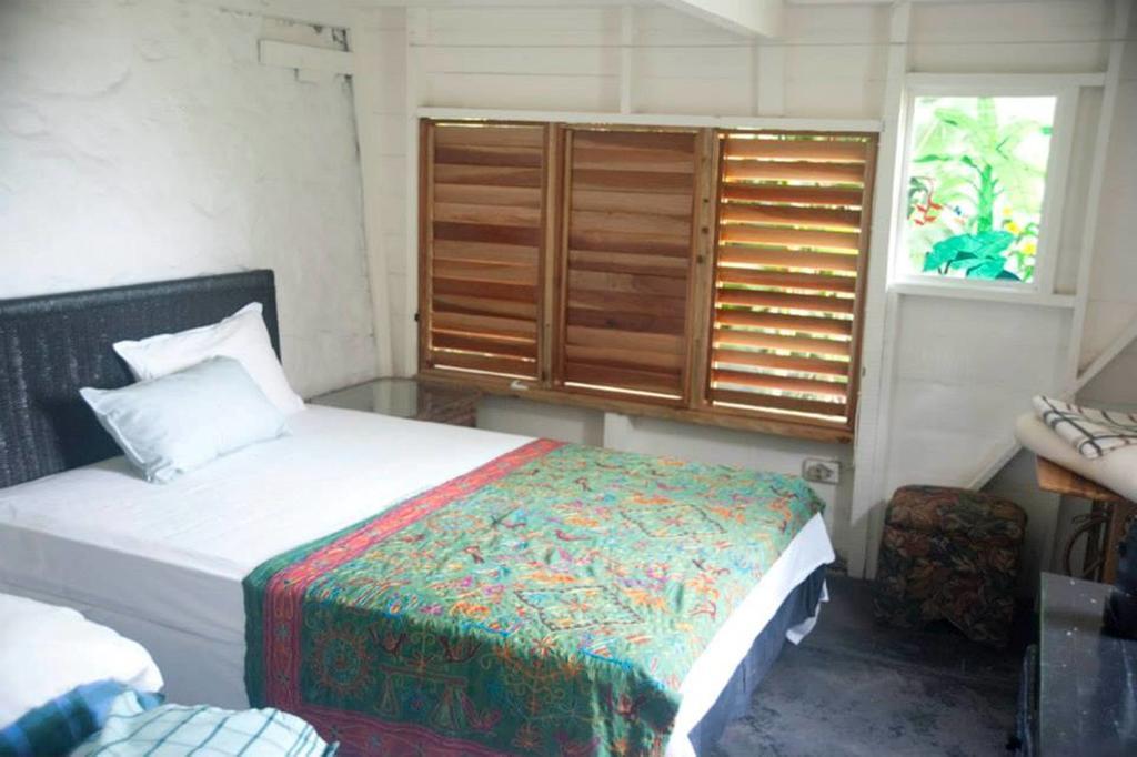 Mount Edge Guest House Port Antonio Exterior photo